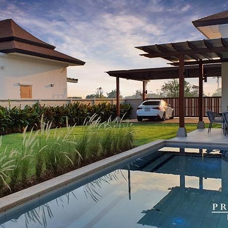 Pranatarn Pool Villa Beach Night Cottage Пранбури Экстерьер фото